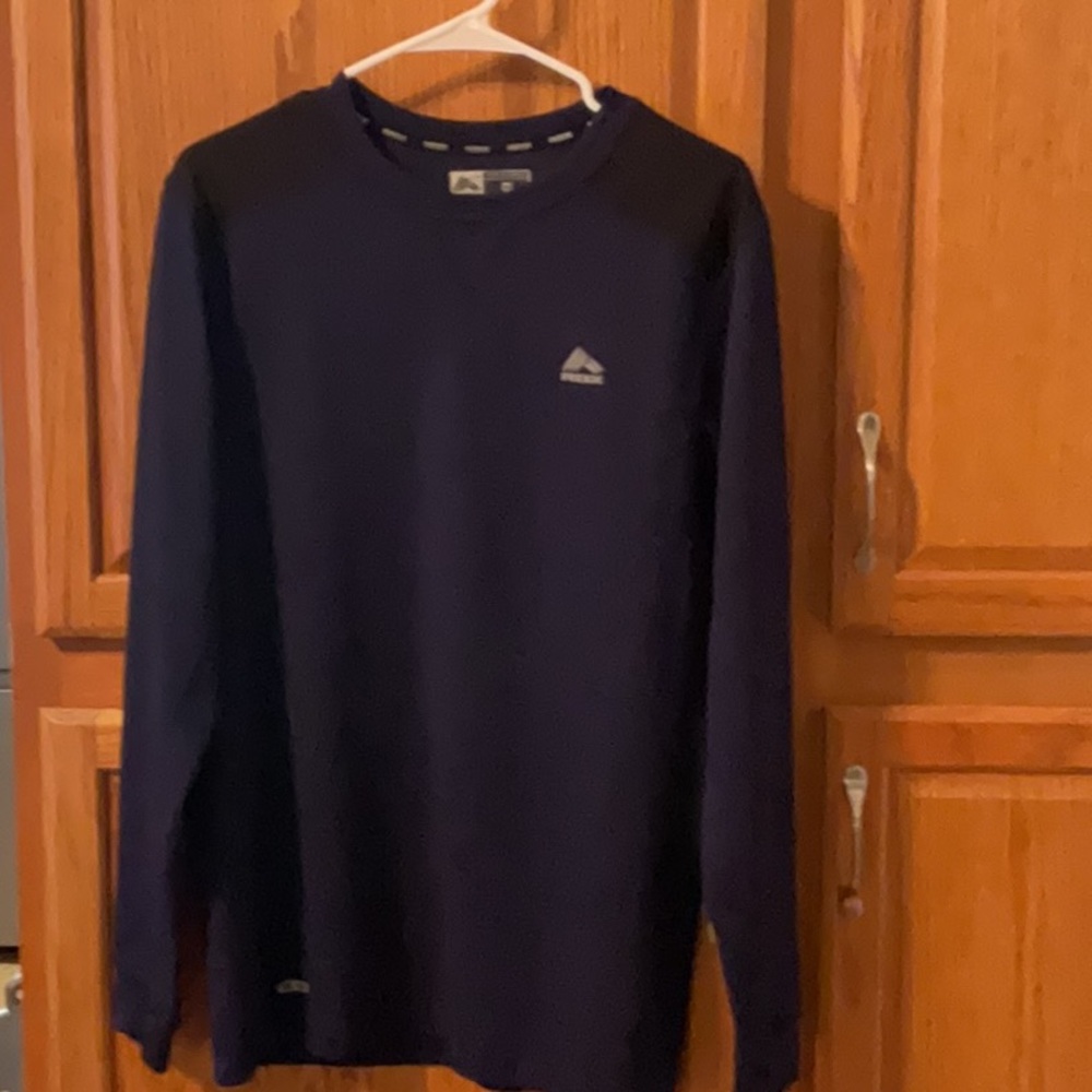 Men’s RBX long sleeve shirt, size medium